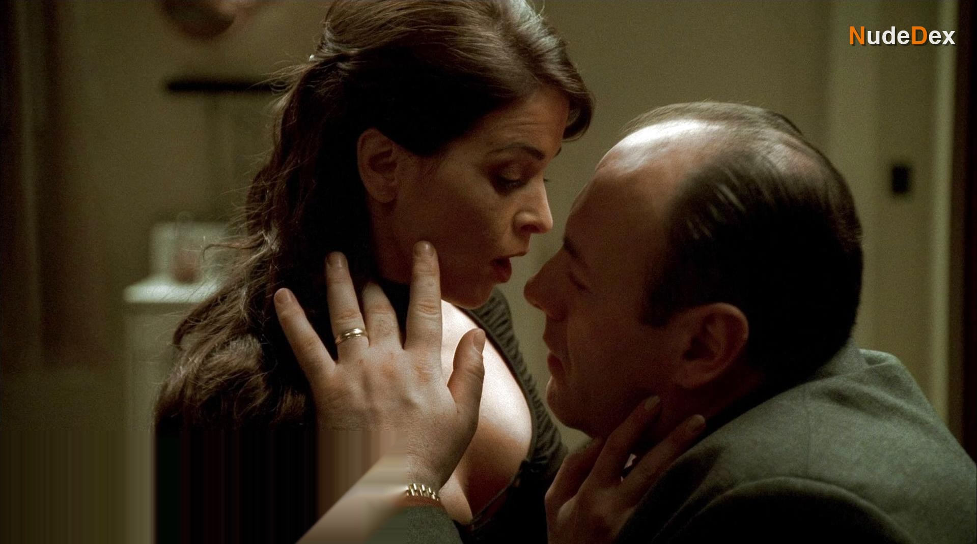 Annabella Sciorra in The Sopranos, photo 5