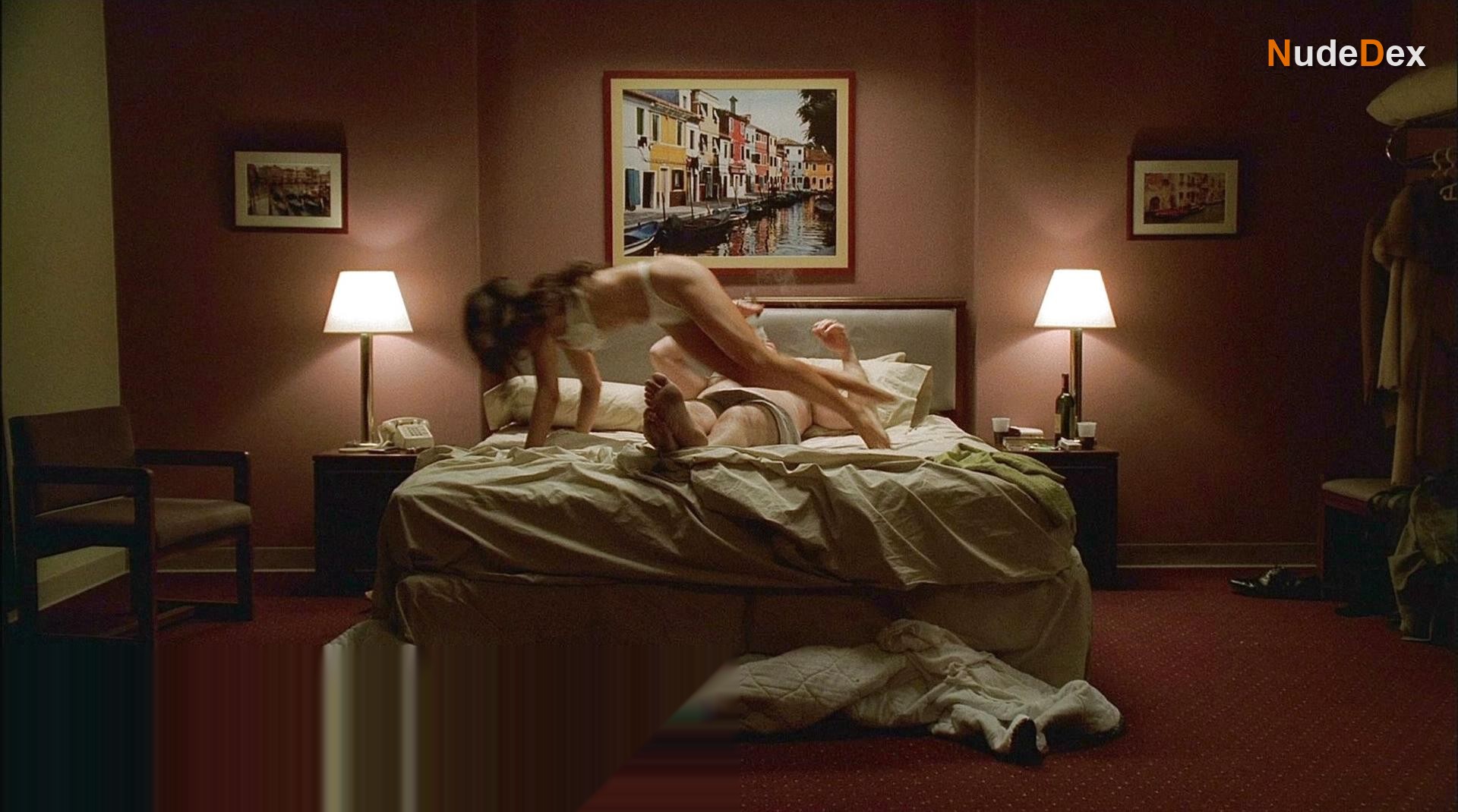 Annabella Sciorra in The Sopranos, photo 18