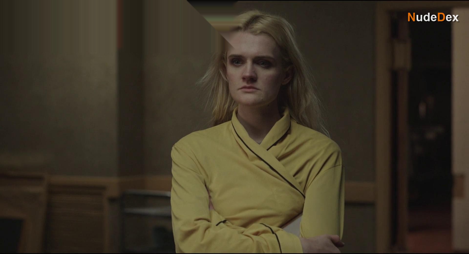 Annabelle Dexter-jones in Bad Things, photo 30