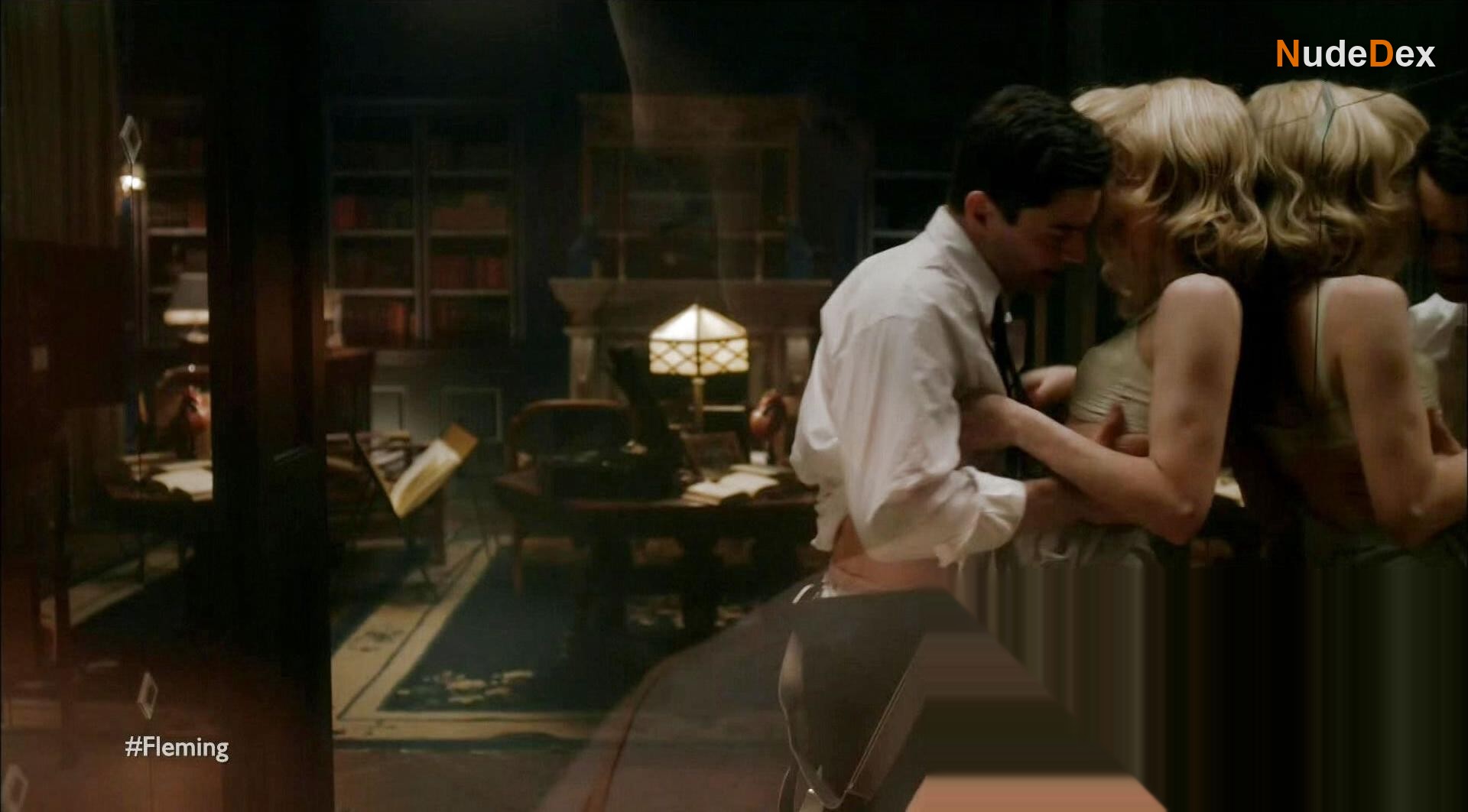 Annabelle Wallis in Fleming, photo 2