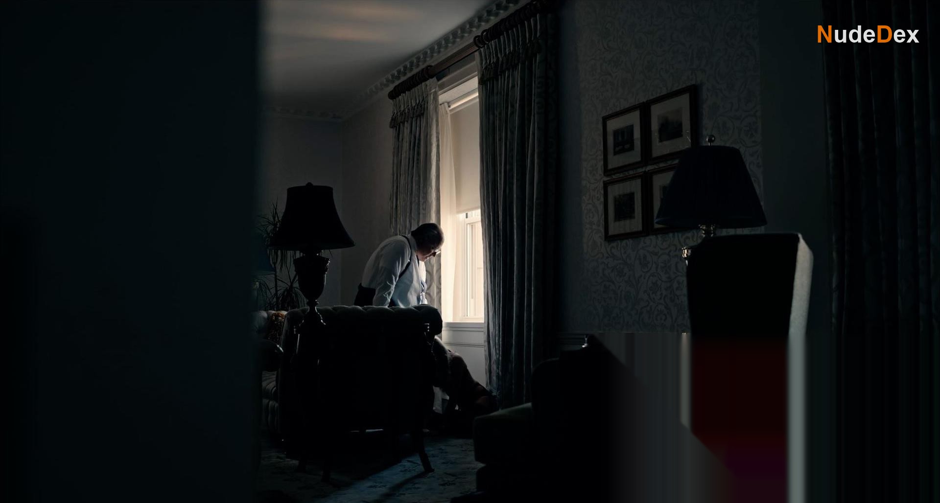 Annabelle Wallis in The Loudest Voice, photo 4