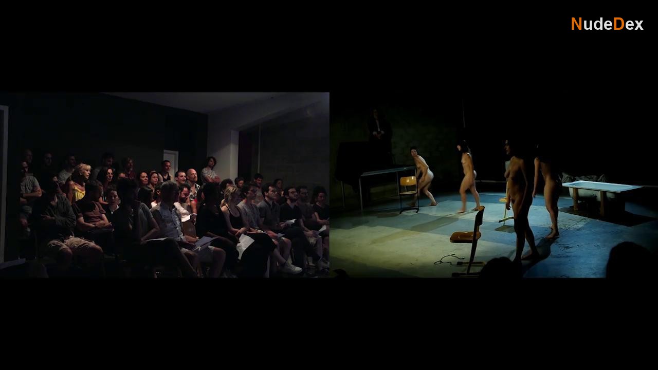 Annabel Reid in Physical, photo 2