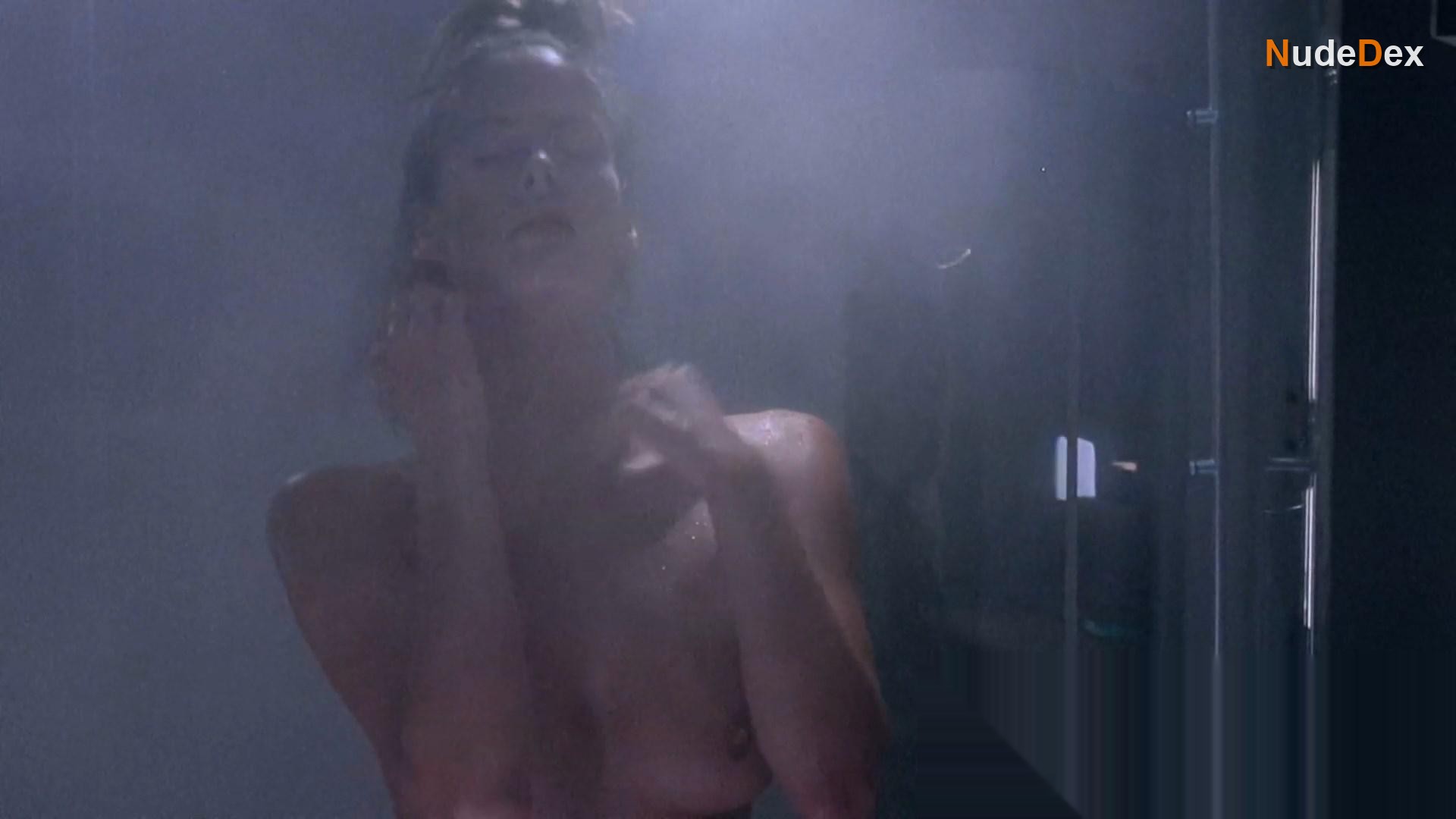 Annabel Schofield in Solar Crisis, photo 9