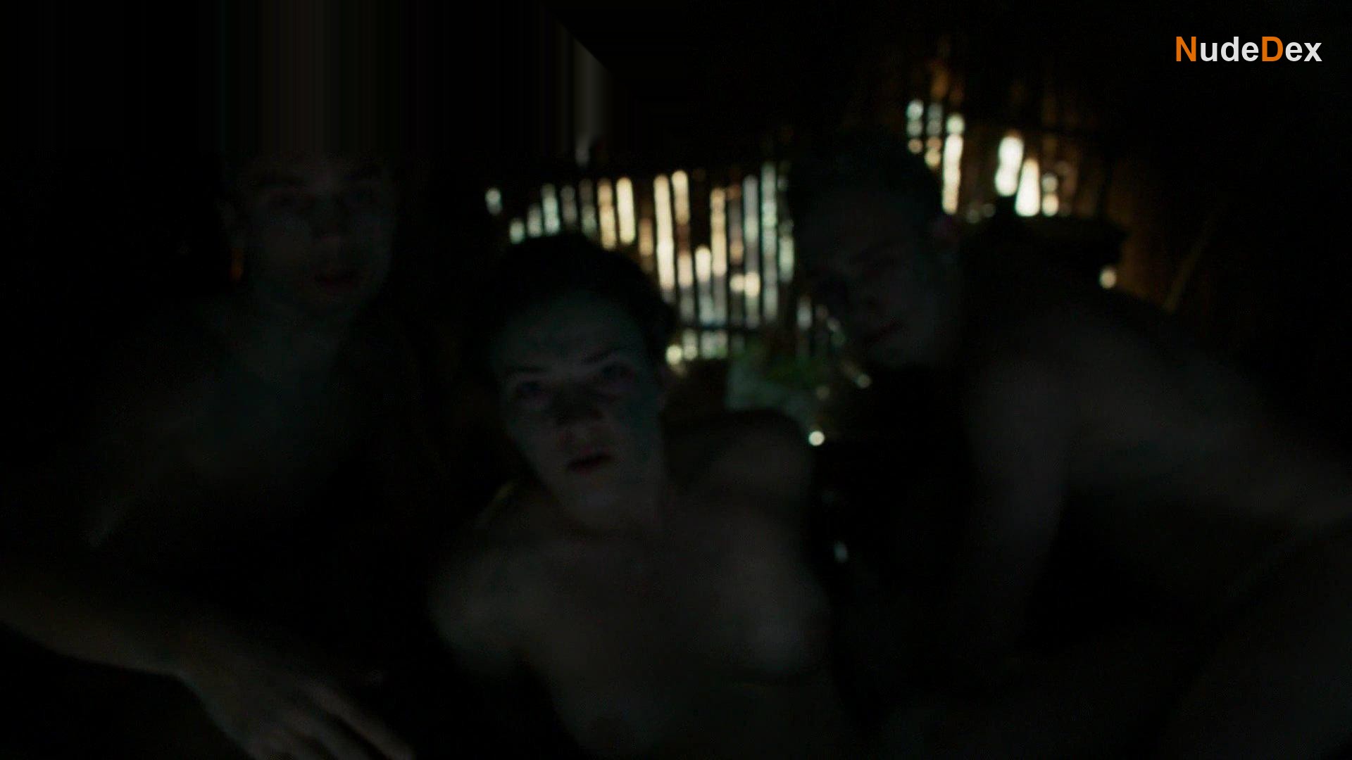 Annabel Scholey in Britannia, photo 7