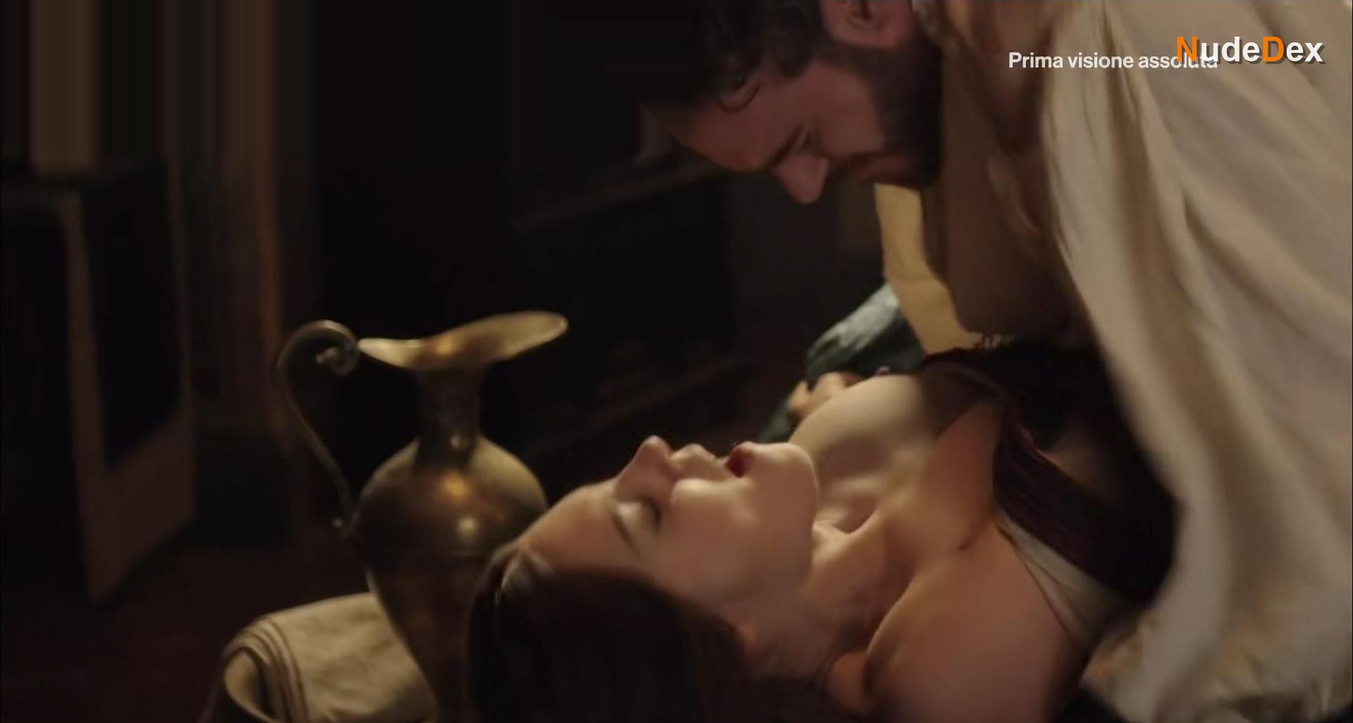 Annabel Scholey in Medici: Masters Of Florence, photo 4