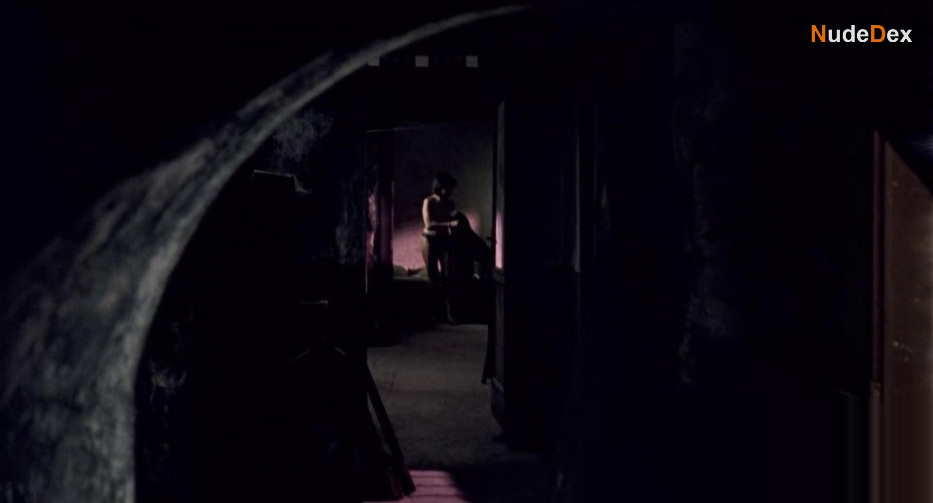 Anna Bonaiuto in Troubling Love, photo 9