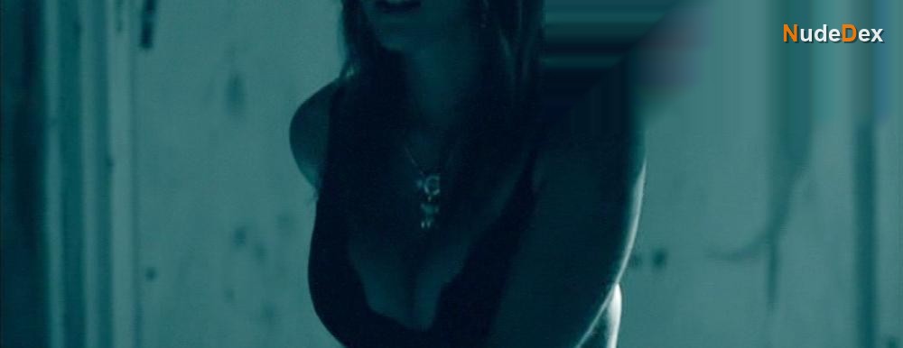 Anna Breuer in Beast Within, photo 5