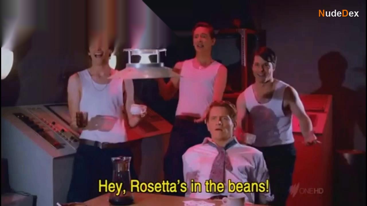 Anna Cashman in Danger 5, photo 3