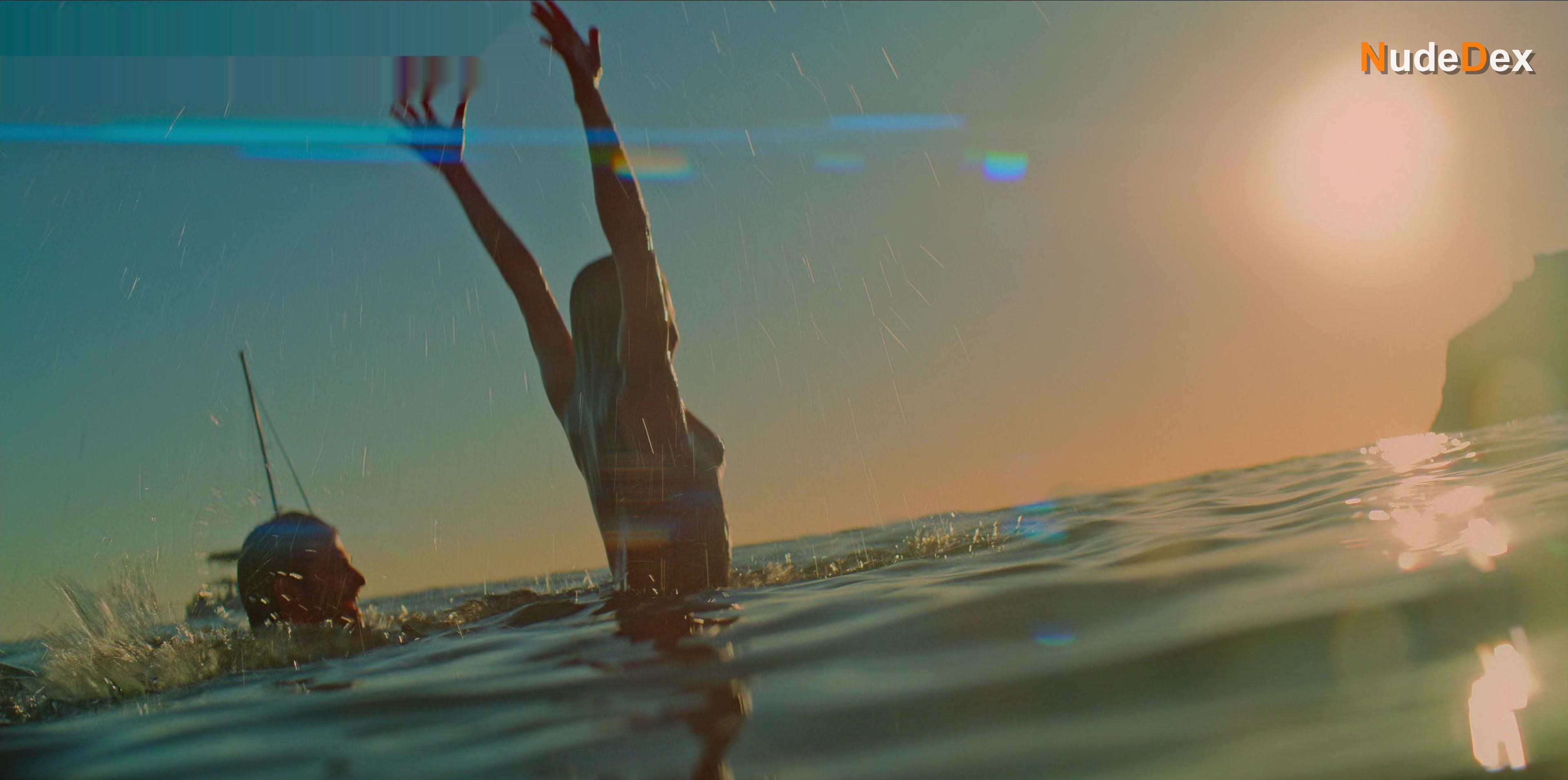 Anna Castillo in A Perfect Story, photo 2