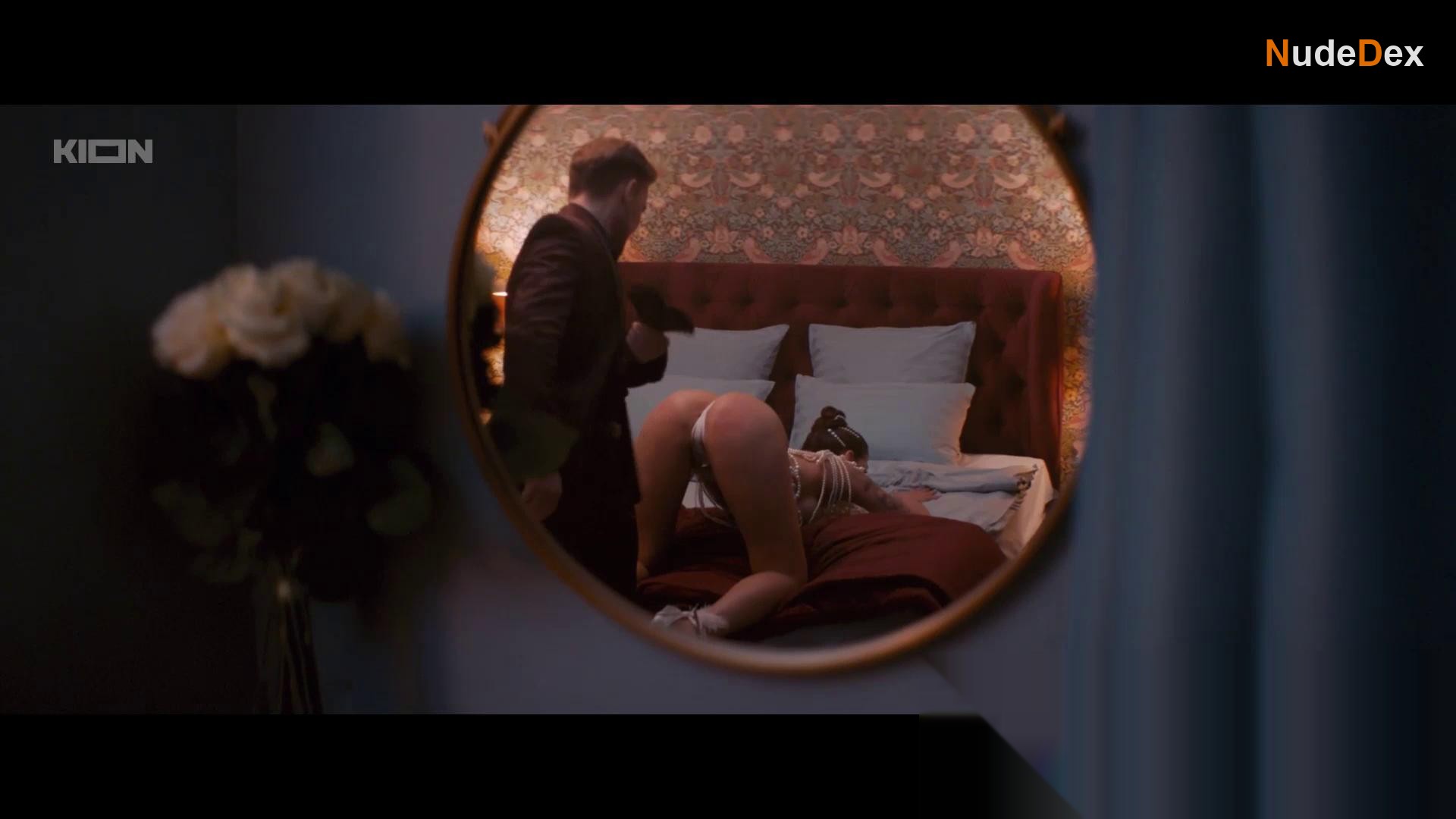 Anna Egomina in Life On Call, photo 2