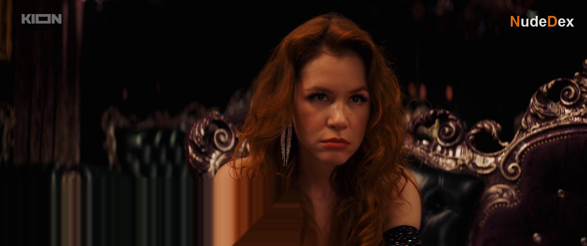 Anna Glaube in Life On Call, photo 7