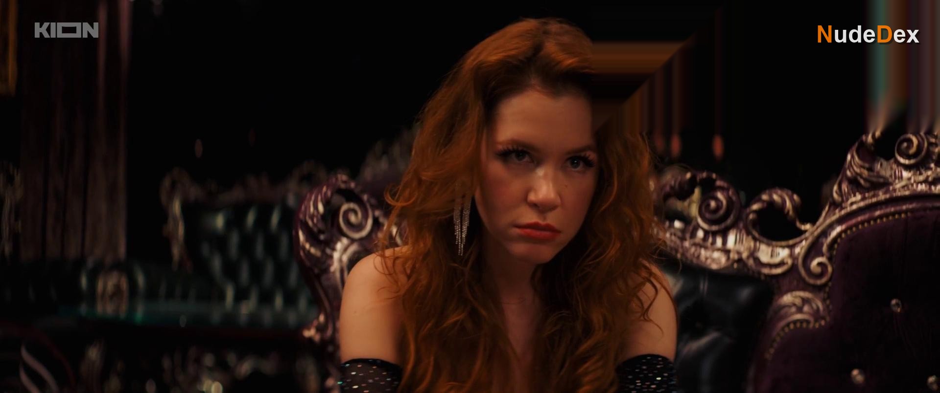 Anna Glaube in Life On Call, photo 37