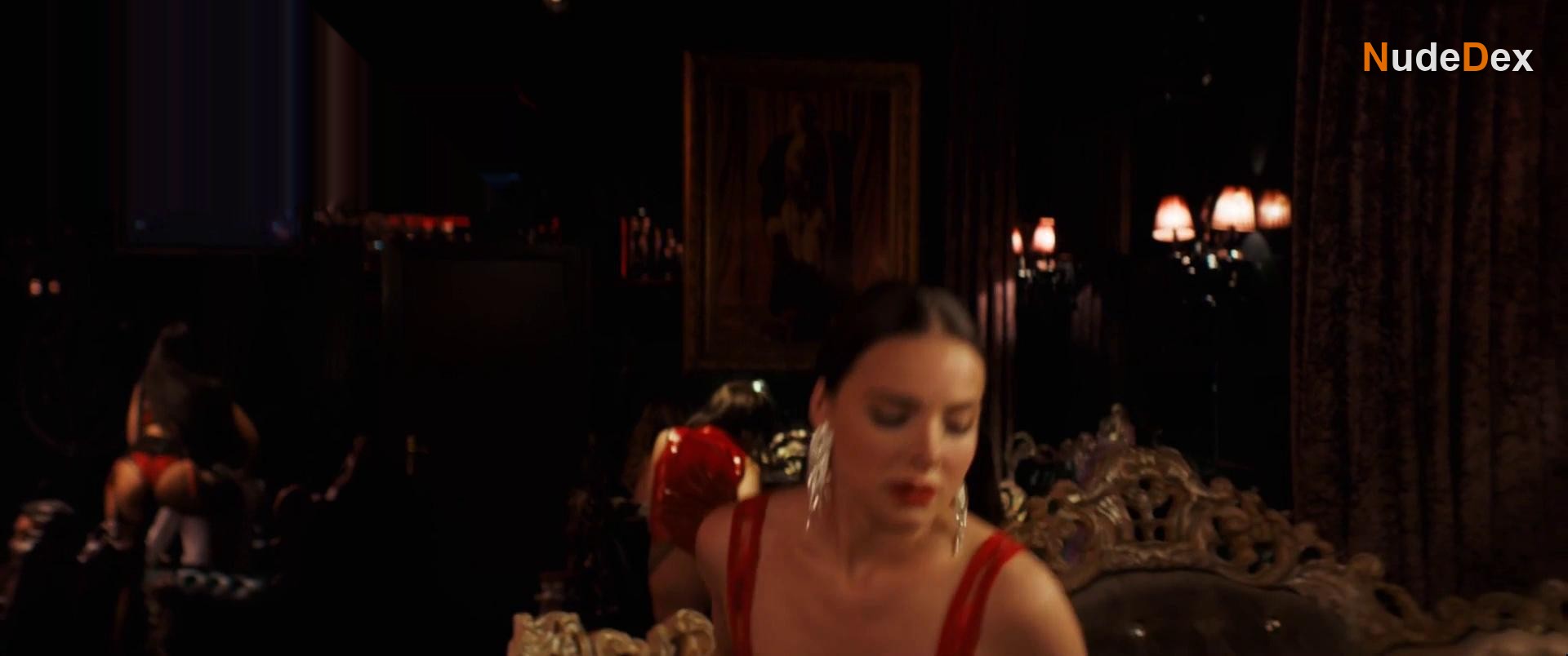 Anna Glaube in Life On Call, photo 46