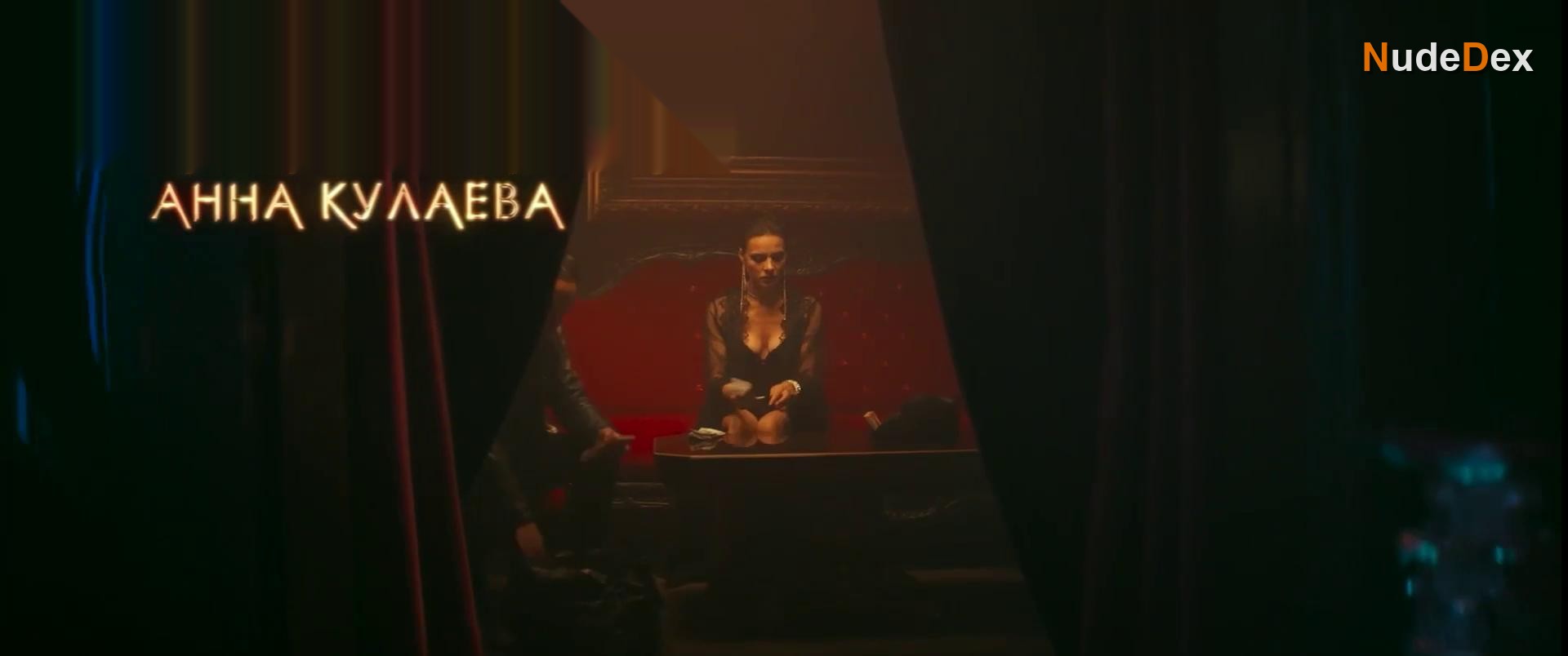 Anna Glaube in Life On Call, photo 50