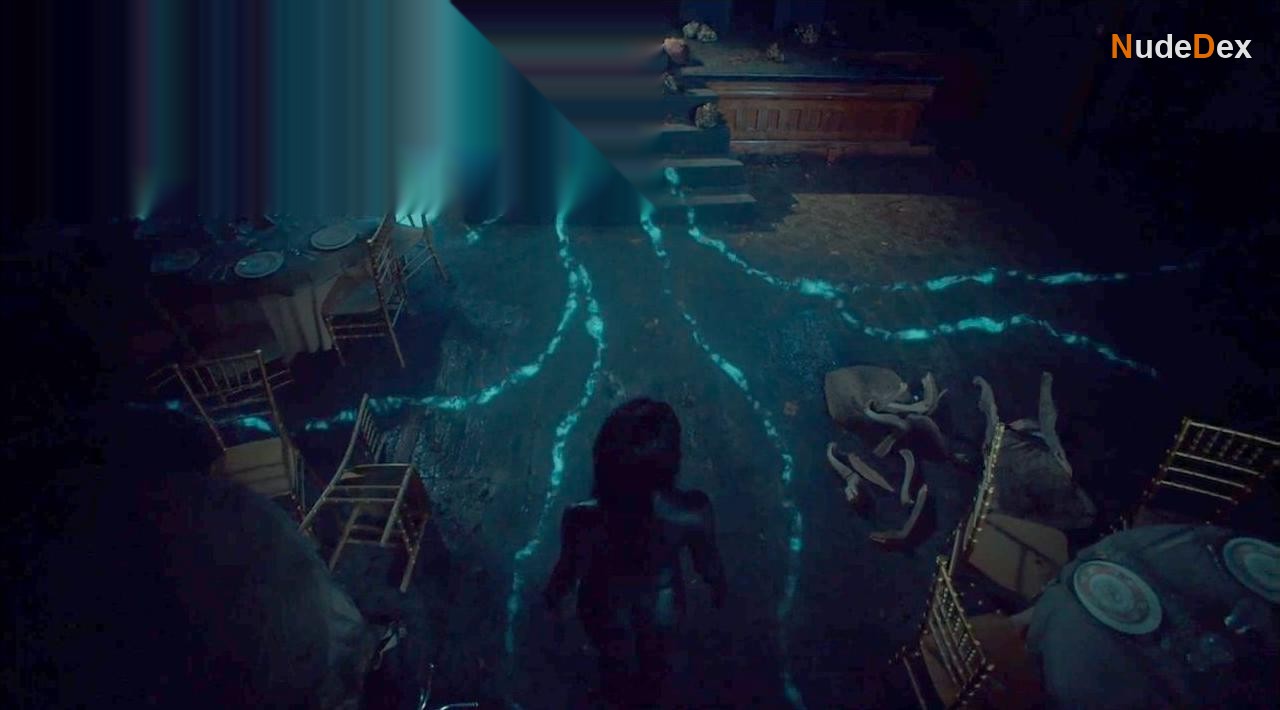 Anna Hopkins in Shadowhunters, photo 2