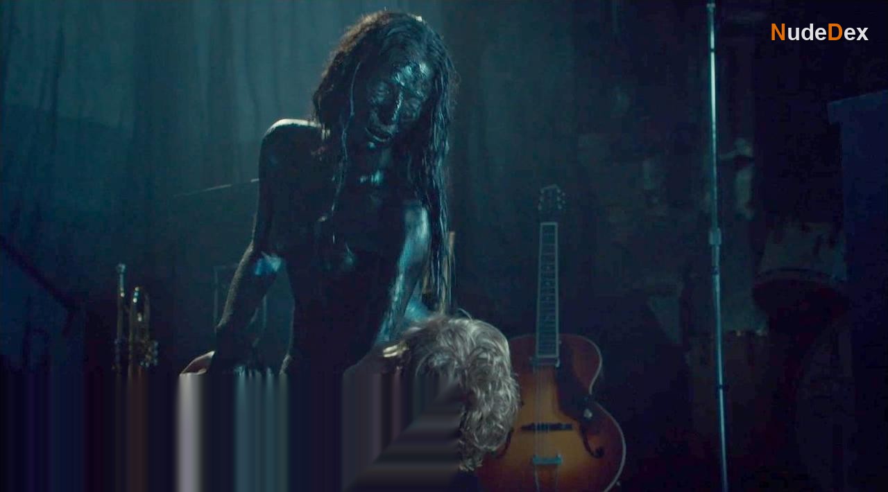 Anna Hopkins in Shadowhunters, photo 5