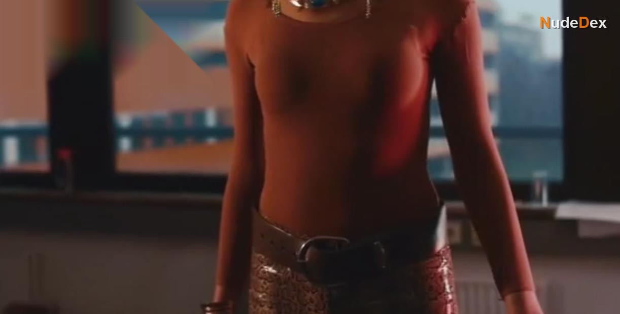 Anna Kuzovkova in The League Of Superheroes, photo 1