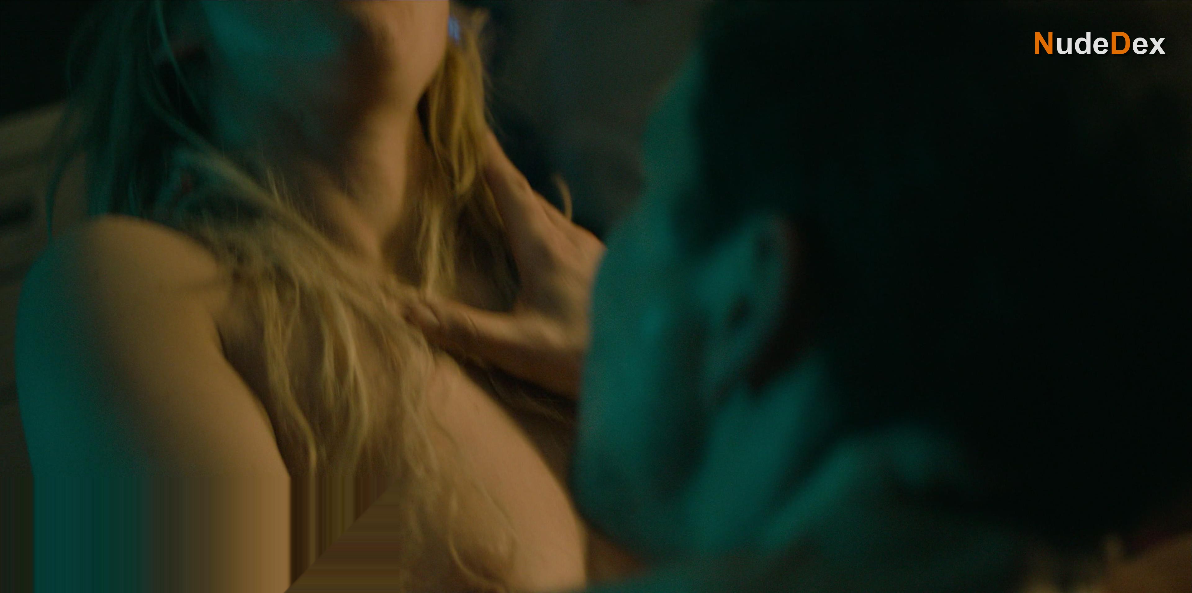 Katharina Schuttler in Dogs Of Berlin