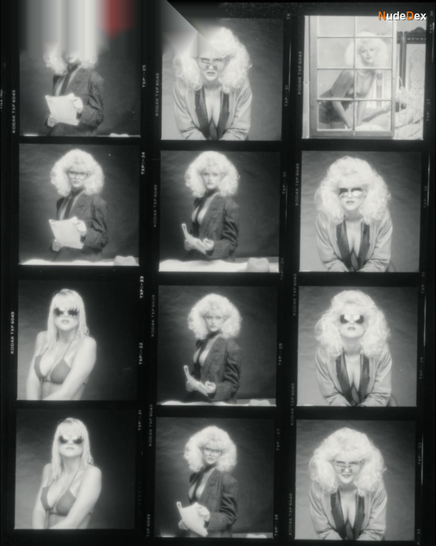 Anna Nicole Smith in Anna Nicole Smith You Don T Know Me, photo 3