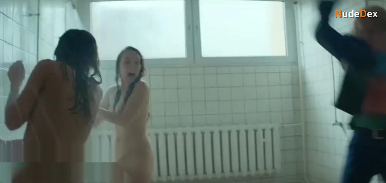 Anna Prochniak in Breaking The Limits, photo 3