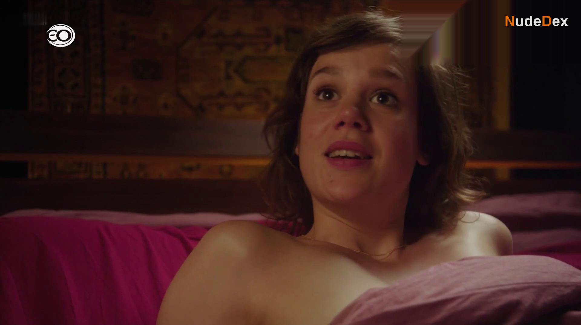 Anna Raadsveld in Get Lost!, photo 1