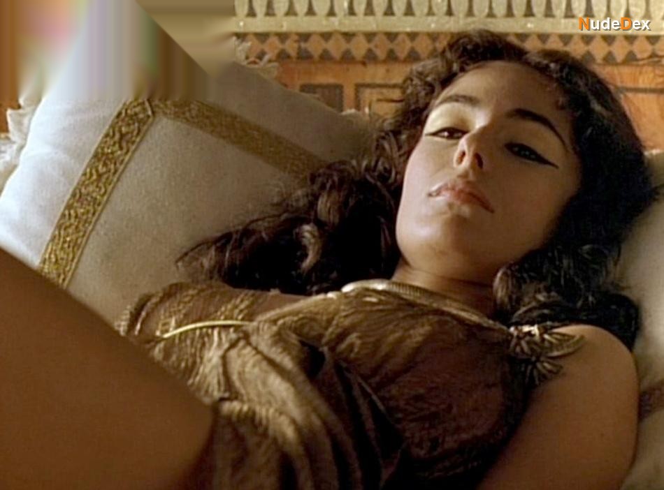 Anna Valle in Augustus, photo 2