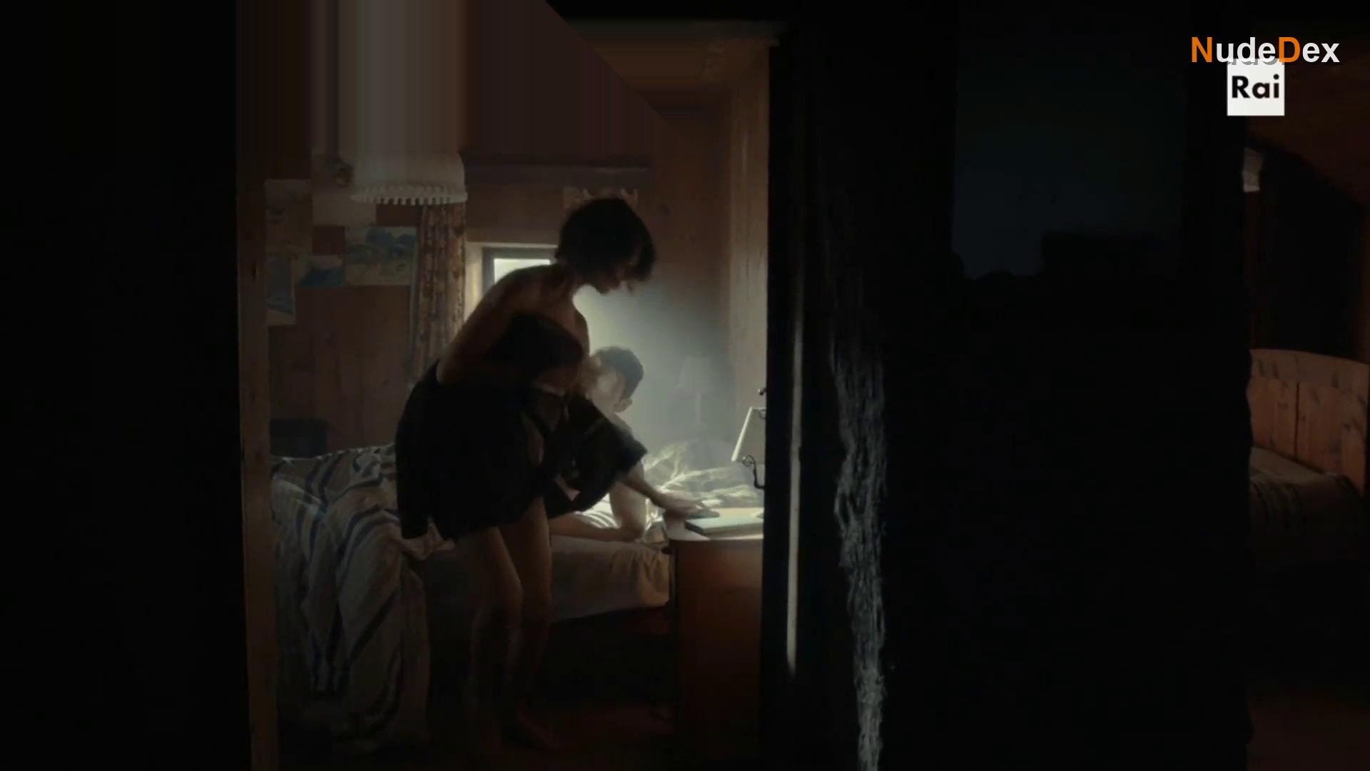Anna Valle in Vite In Fuga, photo 3
