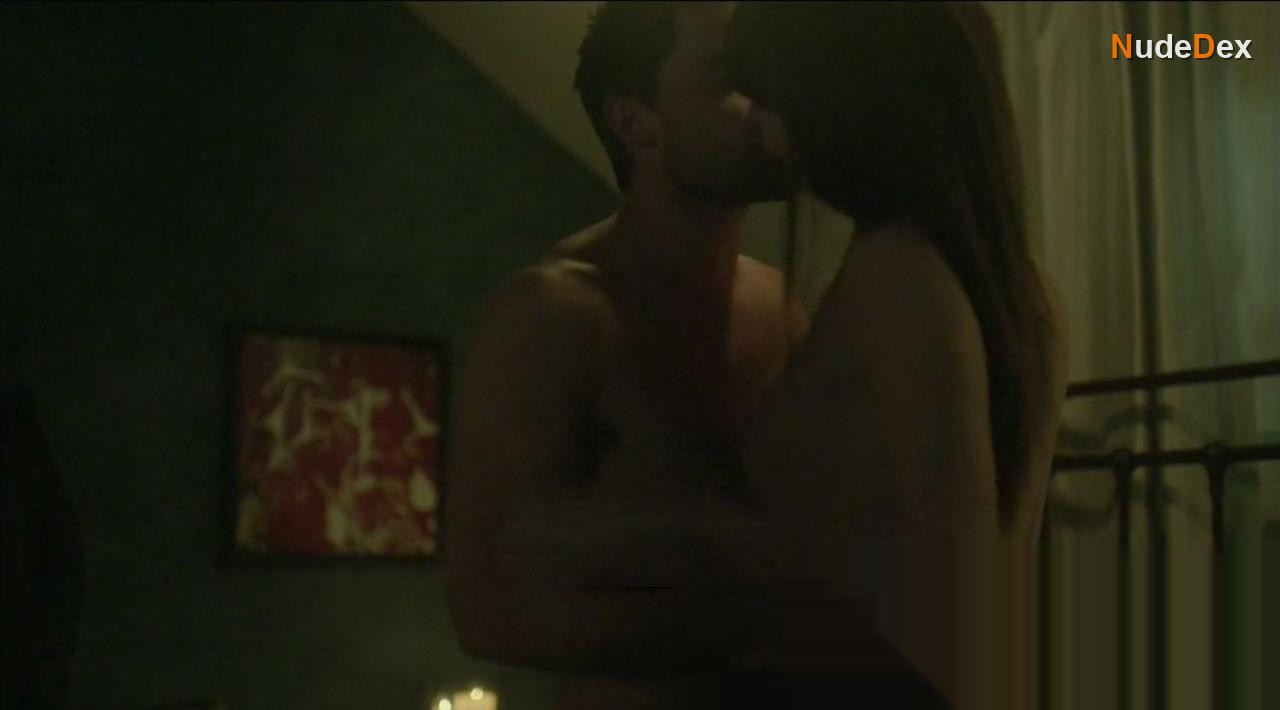 Anna Van Hooft in Witches Of East End, photo 3