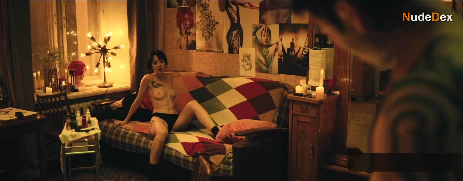 Daring in Daring, photo 2