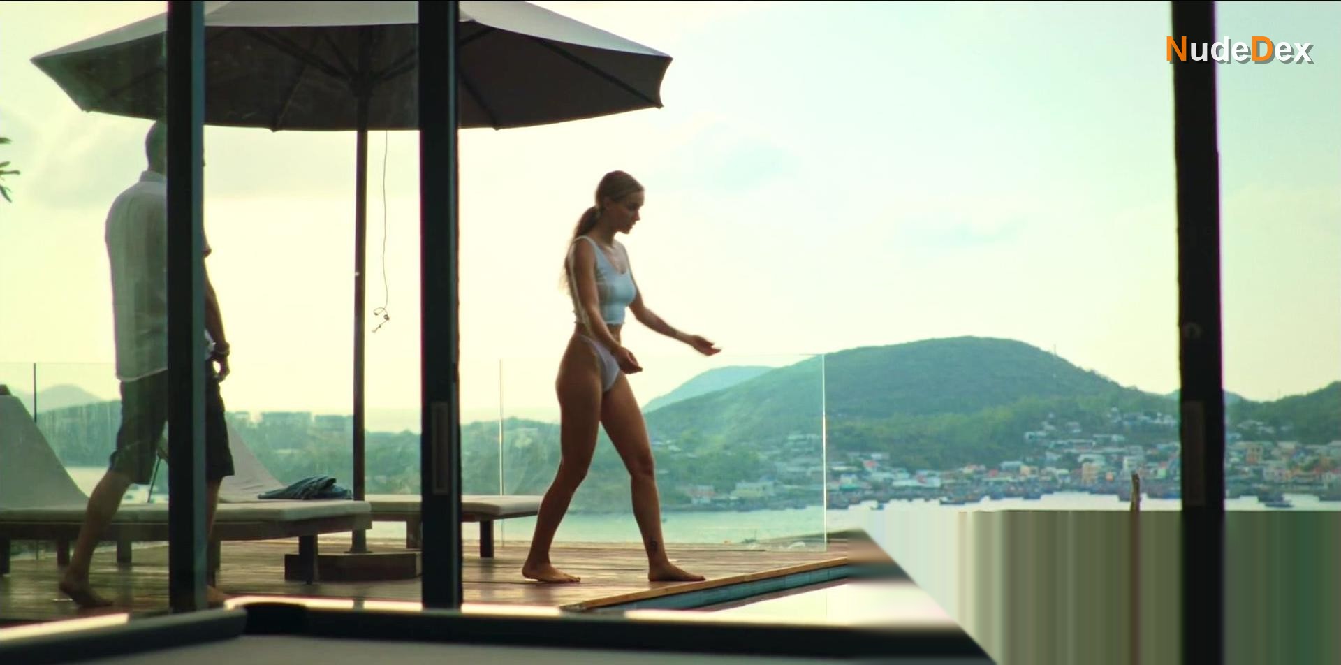Anna Zavtur in High Season, photo 10