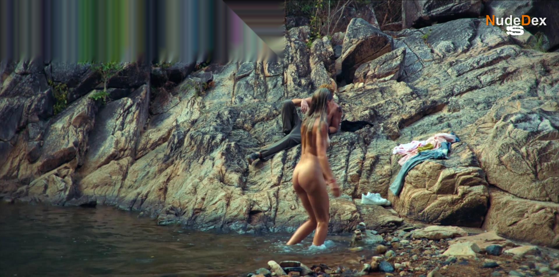 Anna Zavtur in High Season, photo 12