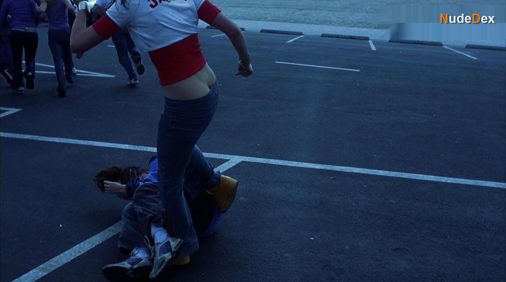 Anne Hathaway in Havoc, photo 1