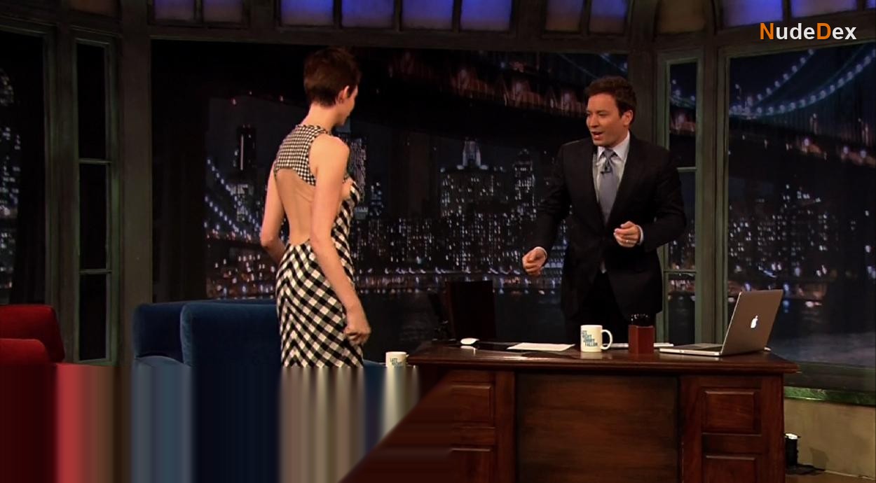 Late Night With Jimmy Fallon in Late Night With Jimmy Fallon, photo 2