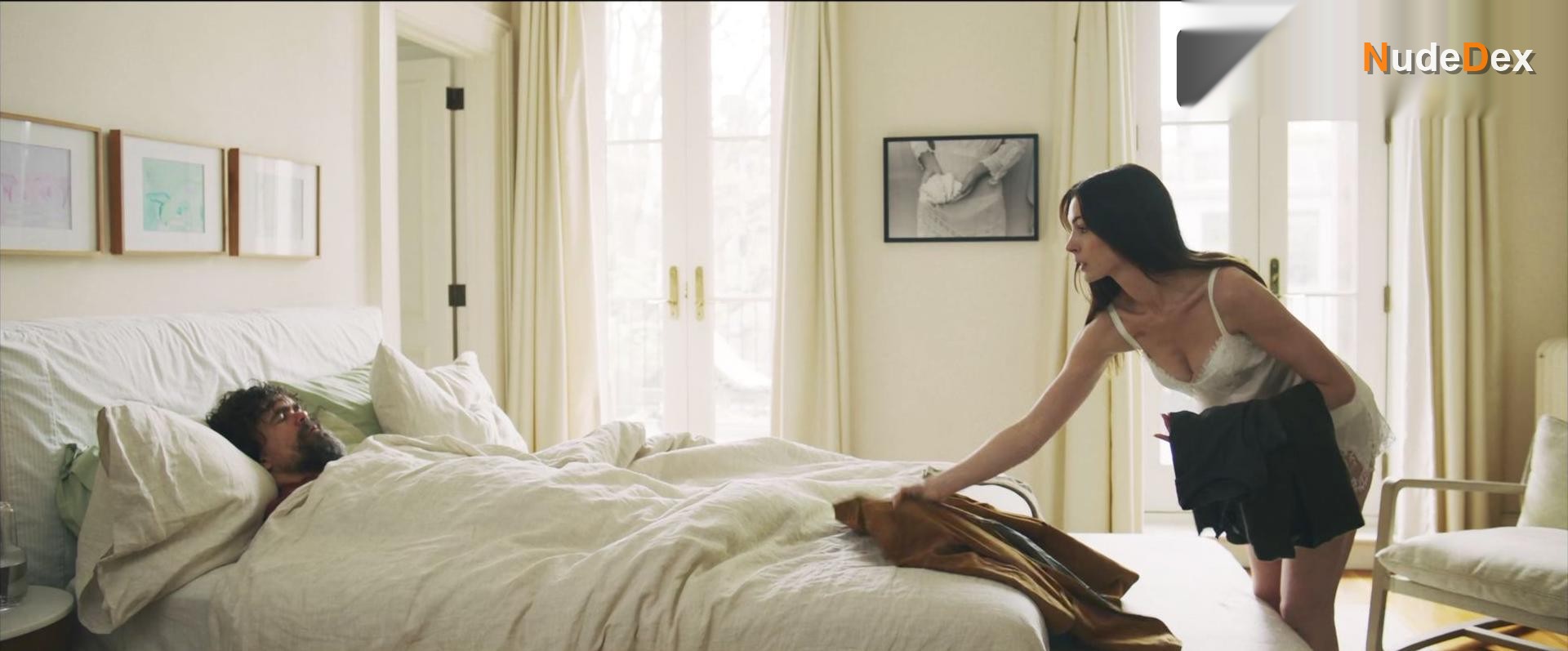Anne Hathaway in She Came To Me, photo 8