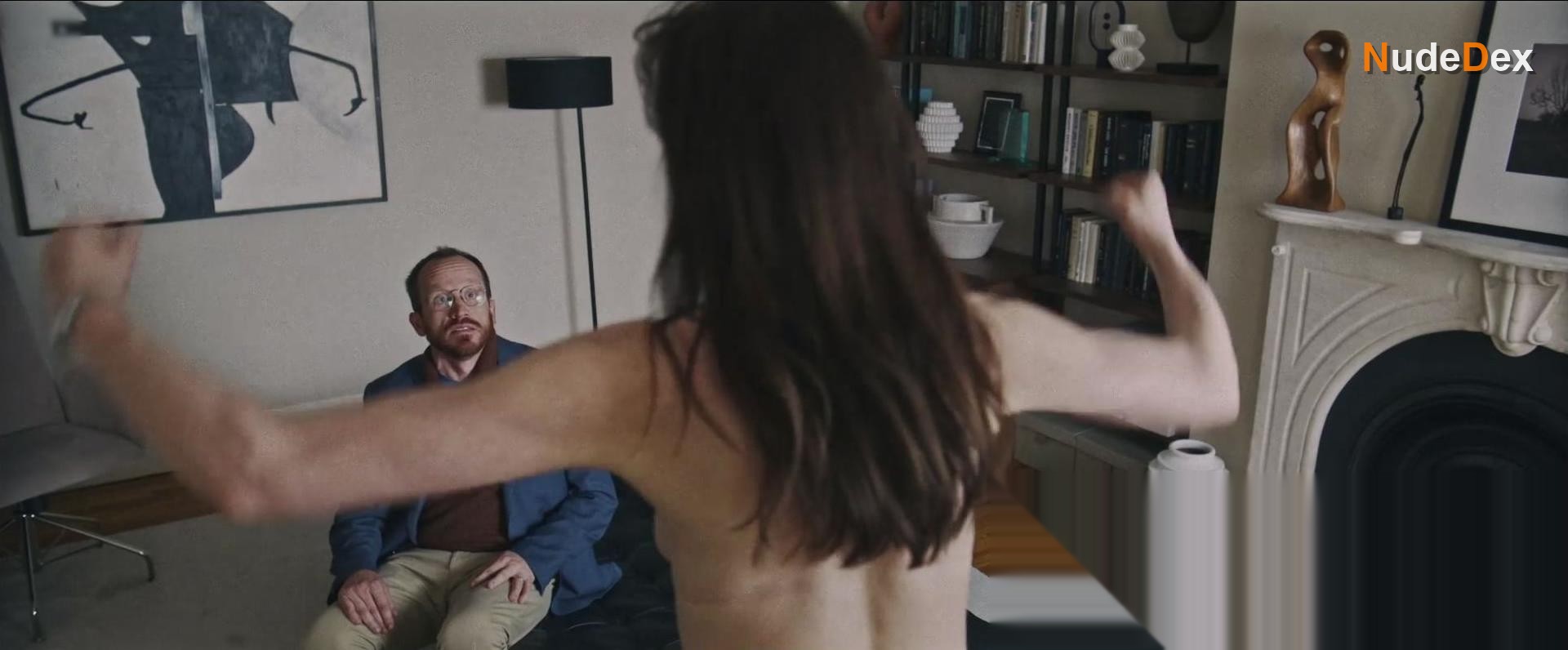Anne Hathaway in She Came To Me, photo 10
