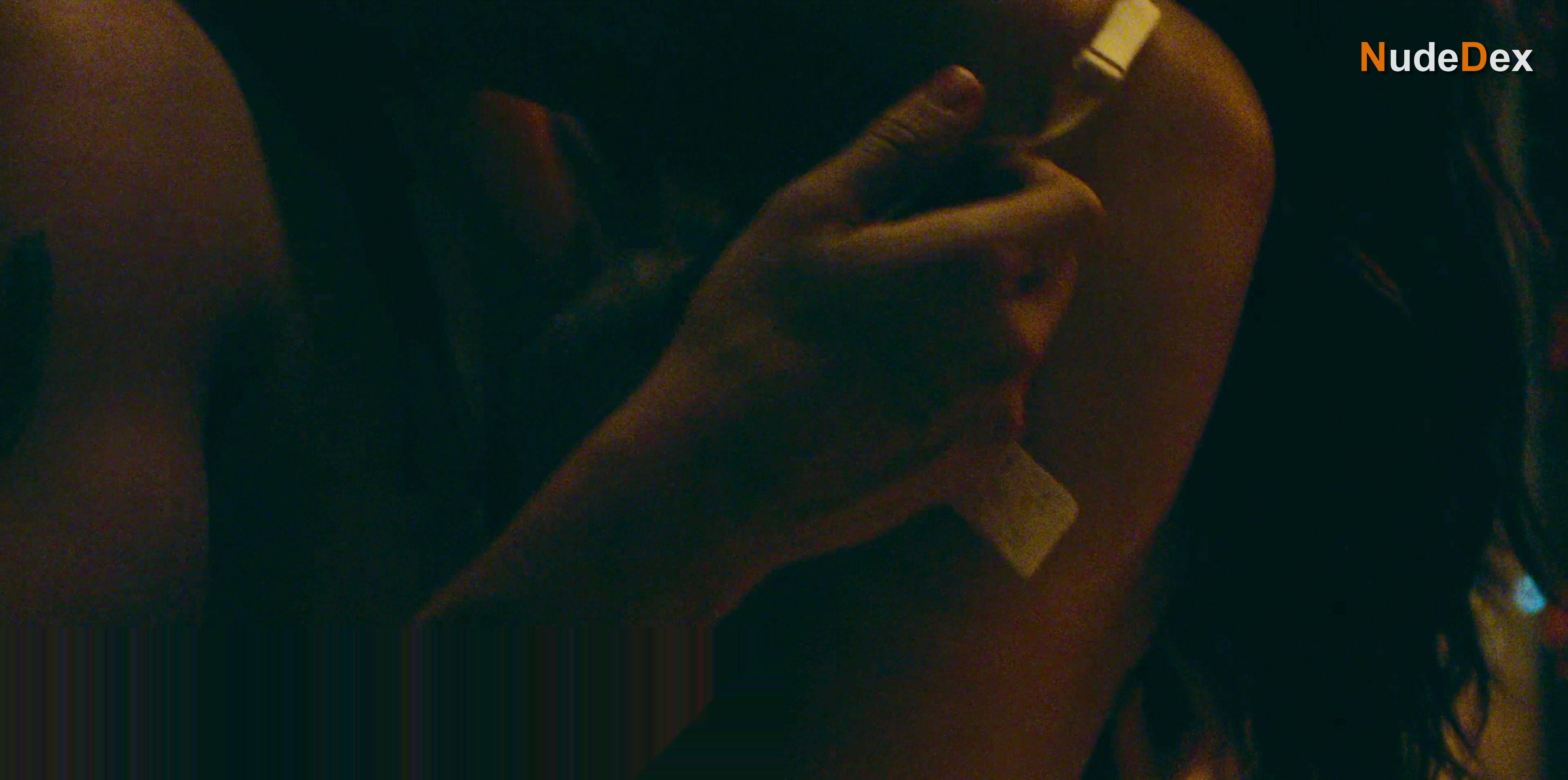 Anne Hathaway in The Idea Of You, photo 7