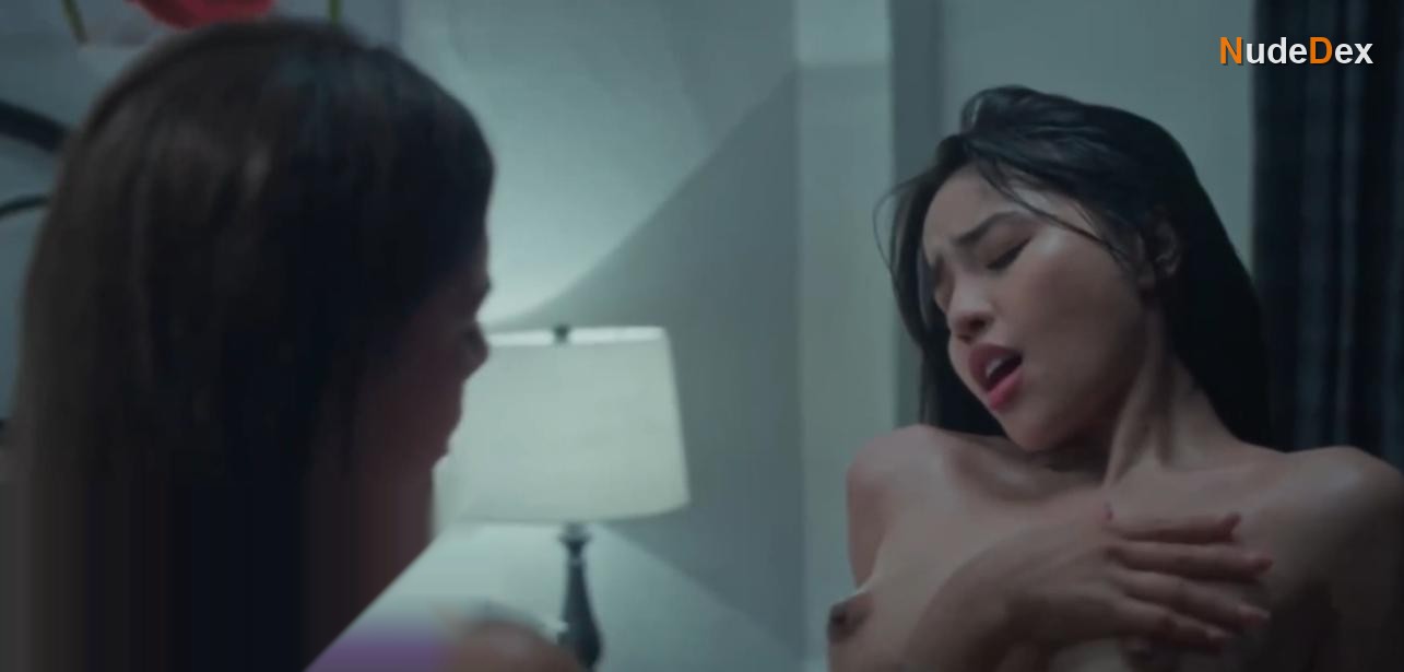 Anne Marie Gonzales in The Jowa Collector, photo 8