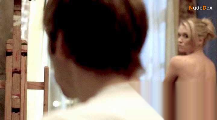 Annie Neal in Spiral, photo 1