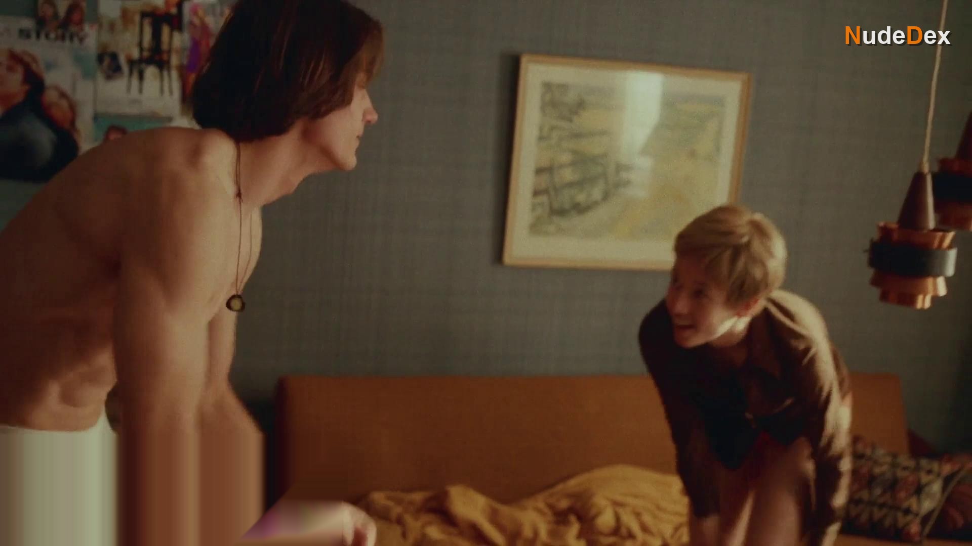 Annika Aakjaer in Chorus Girls, photo 8