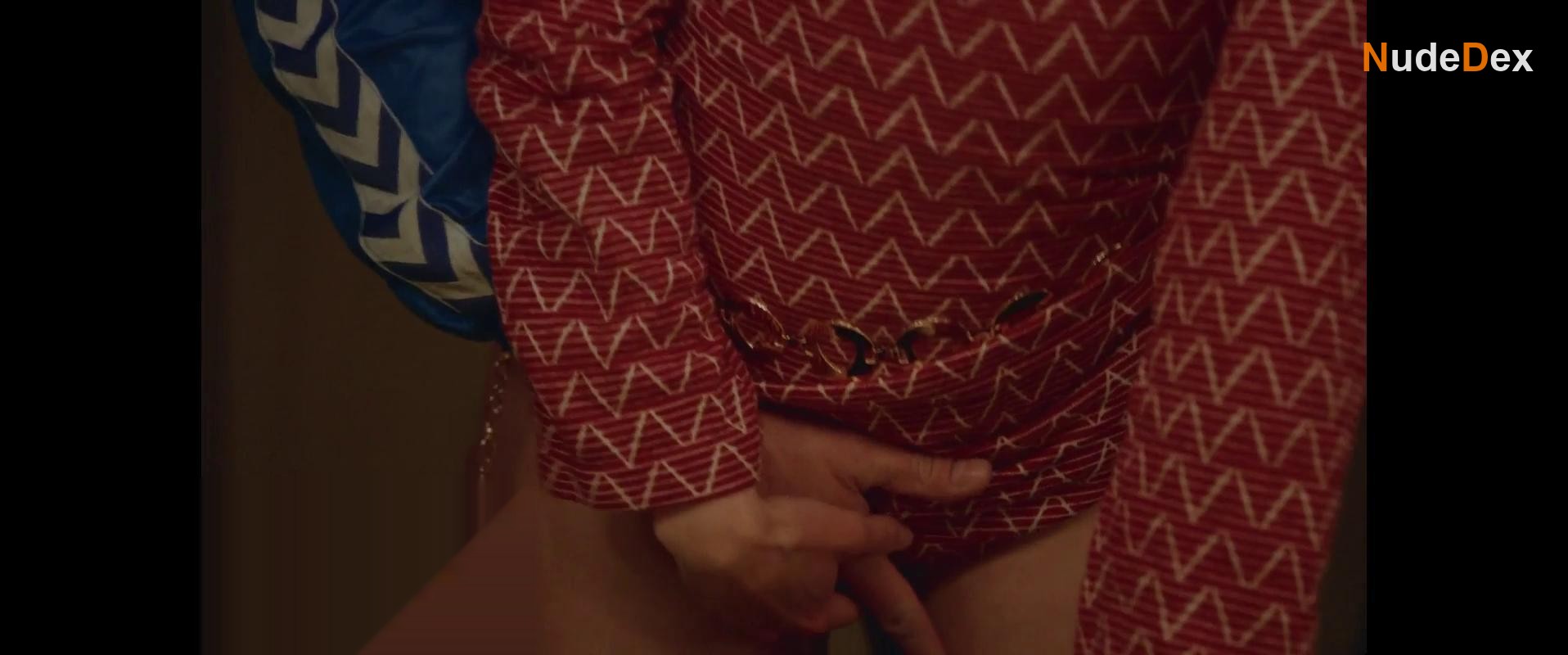 Annika Aakjaer in Chorus Girls, photo 14