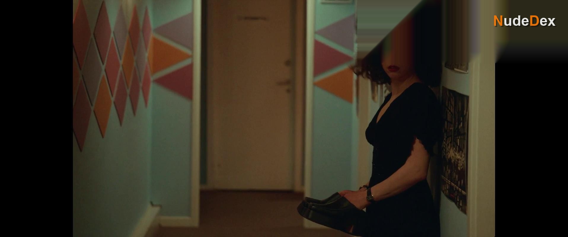 Annika Aakjaer in Chorus Girls, photo 21