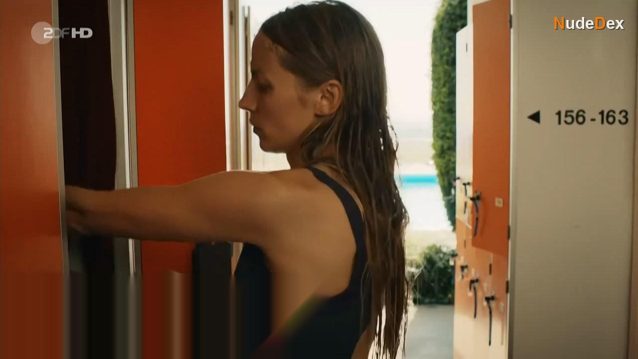 Annika Blendl in Kommissarin Heller Verdeckte Spuren, photo 20