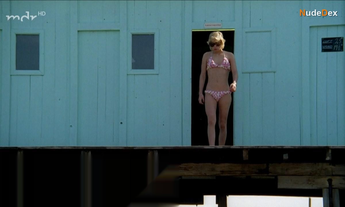 Annika Persson in The Olsen Gang S Big Score, photo 2