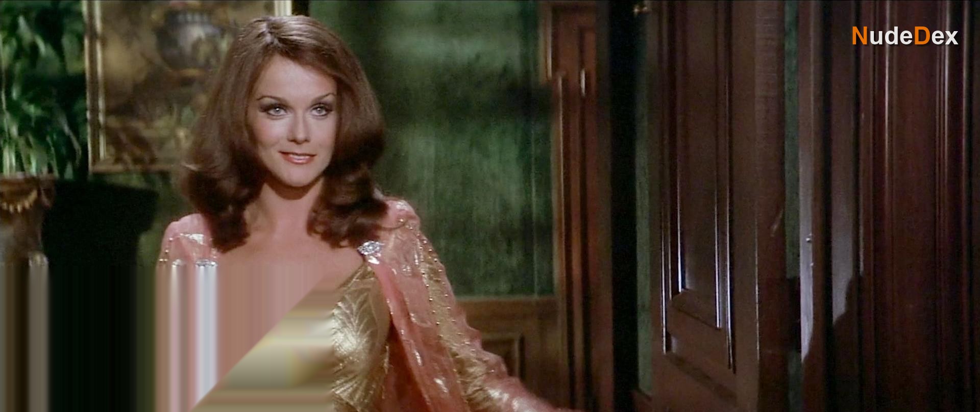 Ann-margret in The Cheap Detective, photo 2