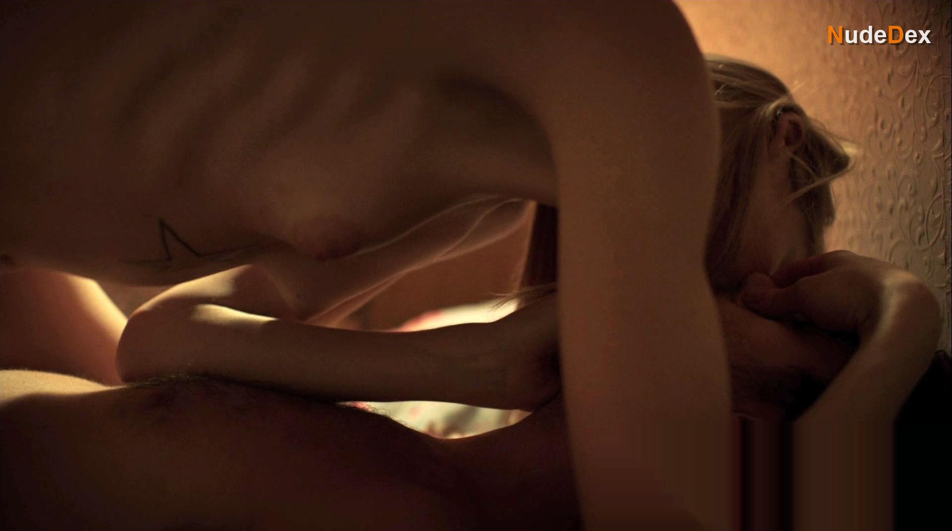 Antonia Campbell-hughes in Kelly + Victor, photo 11