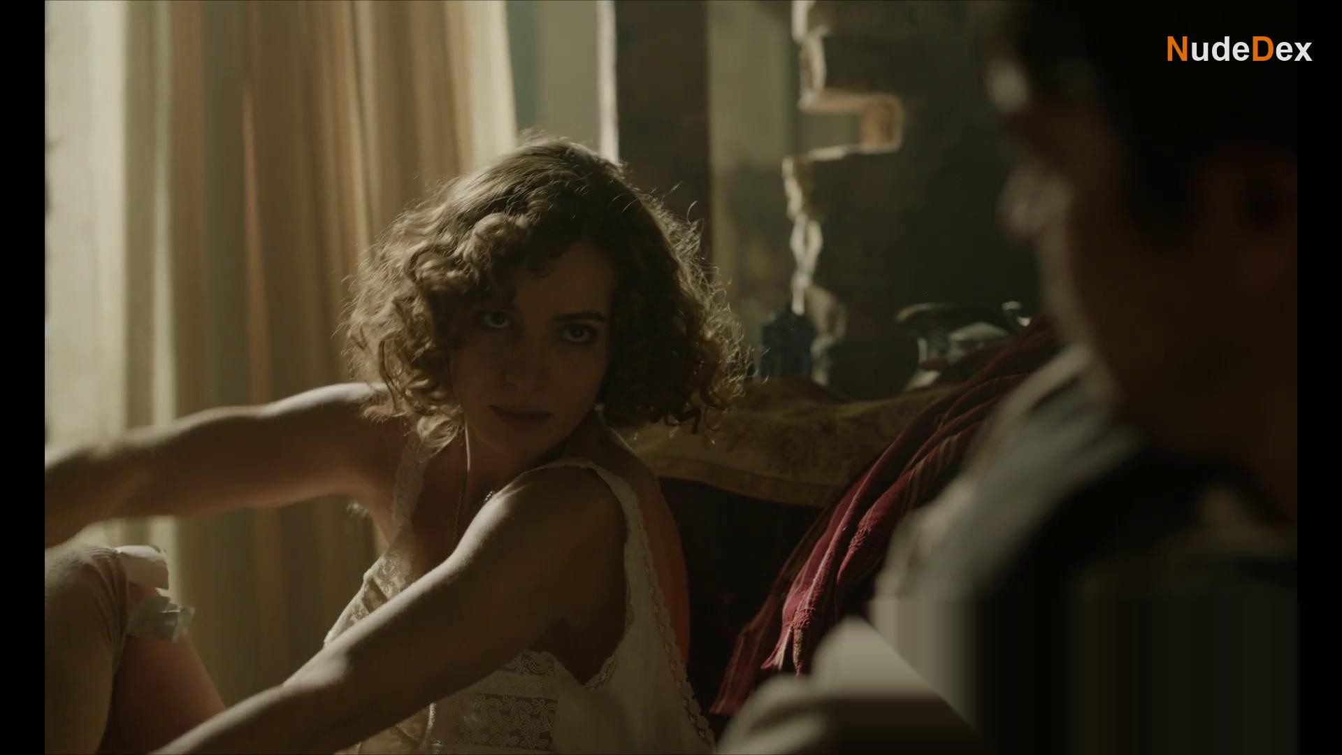 Antonia Desplat in Modi: Three Days On The Wing Of Madness, photo 3