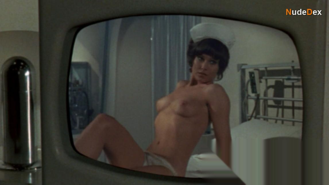 Antonia Ellis in Percy, photo 2