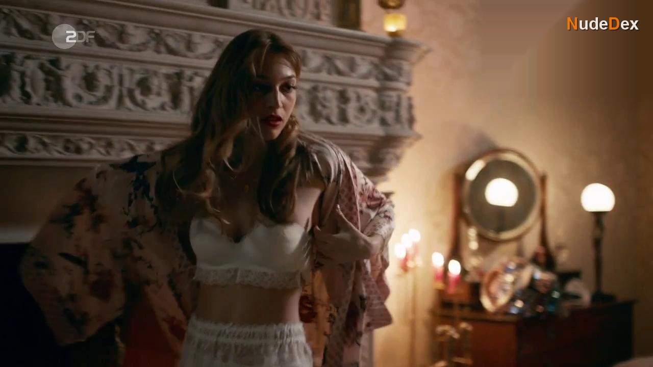 Antonia Moretti in Ein Fall Fur Zwei, photo 12