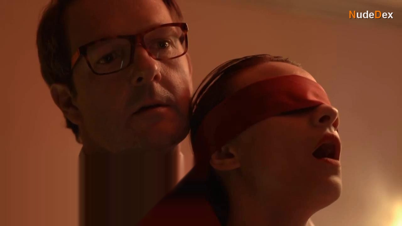 Anxela Rios in Bitter Daisies, photo 13