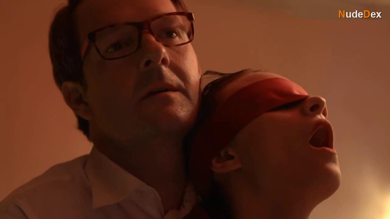 Anxela Rios in Bitter Daisies, photo 16